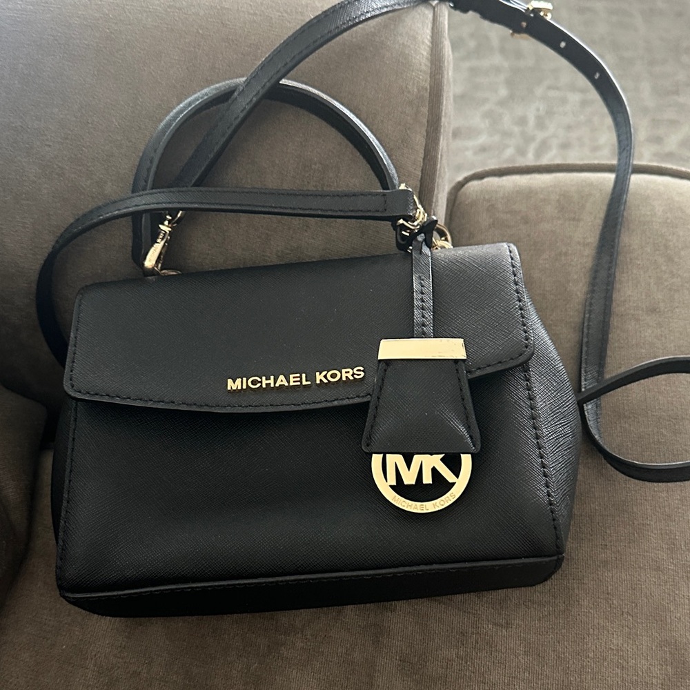 Michael Kors Ava Extra-Small Saffiano Leather Crossbody bag